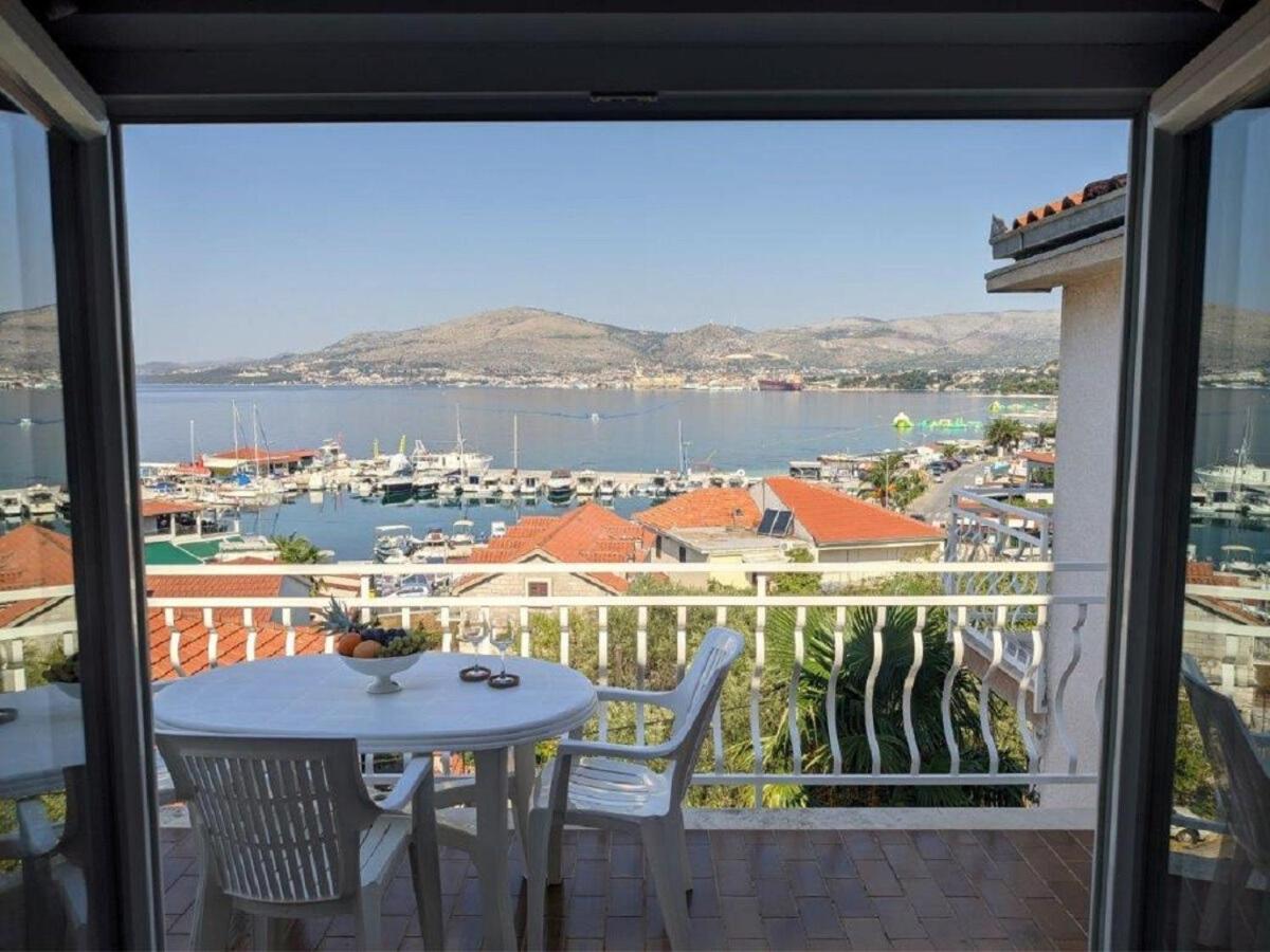 Apartments Biserka - 50 M From Beach Trogir Exteriér fotografie