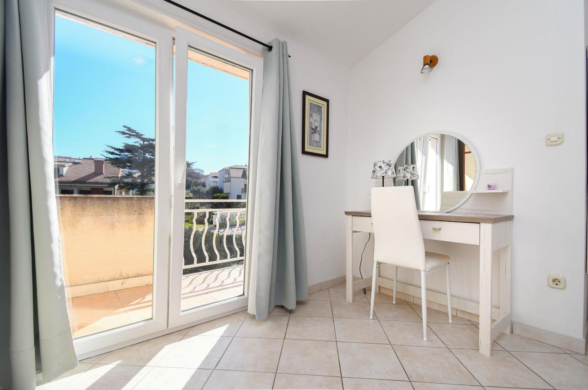 Apartments Biserka - 50 M From Beach Trogir Exteriér fotografie