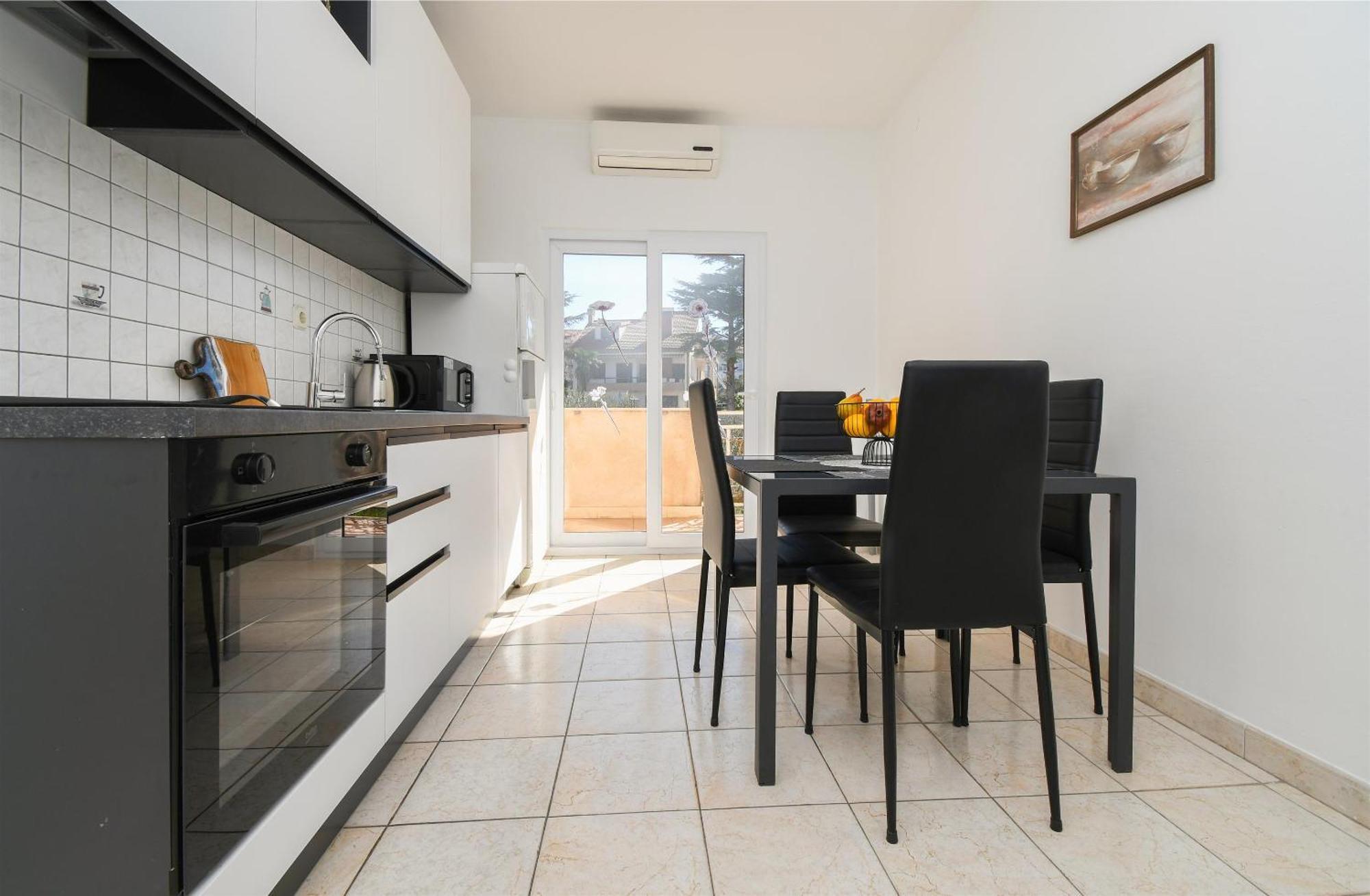 Apartments Biserka - 50 M From Beach Trogir Exteriér fotografie