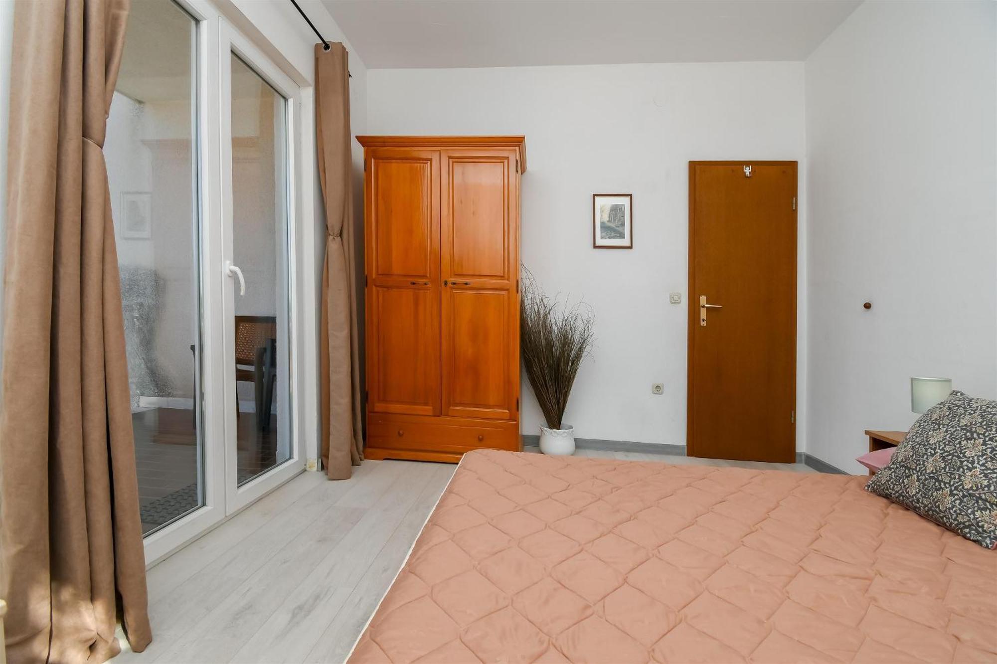 Apartments Biserka - 50 M From Beach Trogir Exteriér fotografie